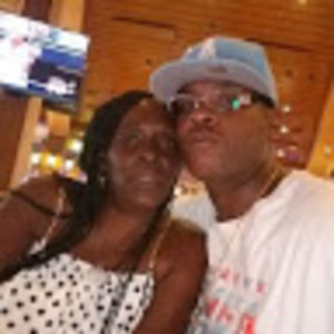 Meet your Posher, Ellis